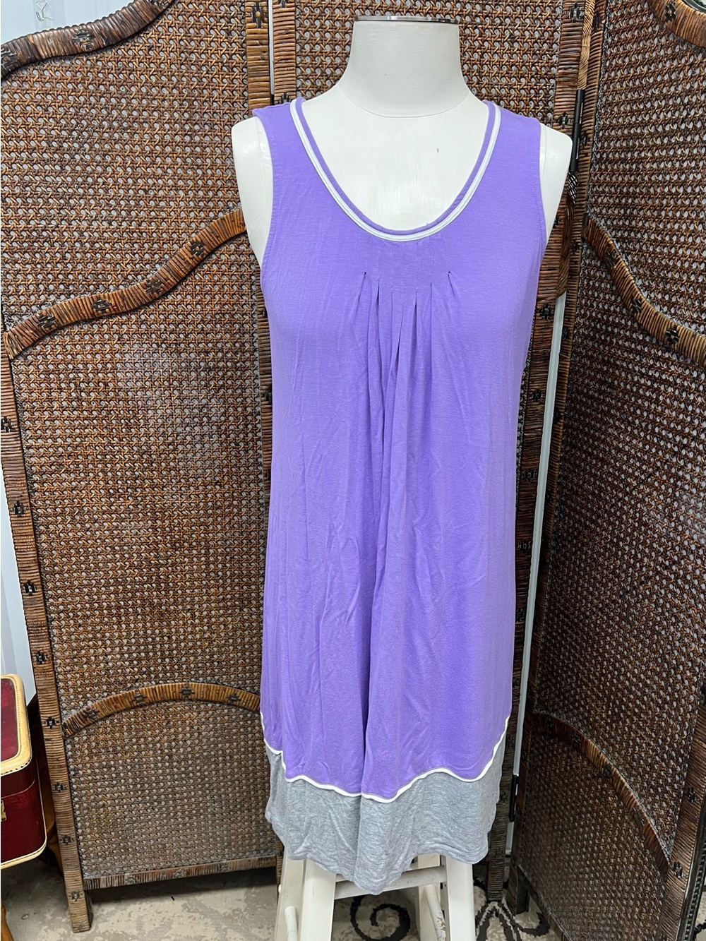 Nightgown sleepware DKNYC medium purple
